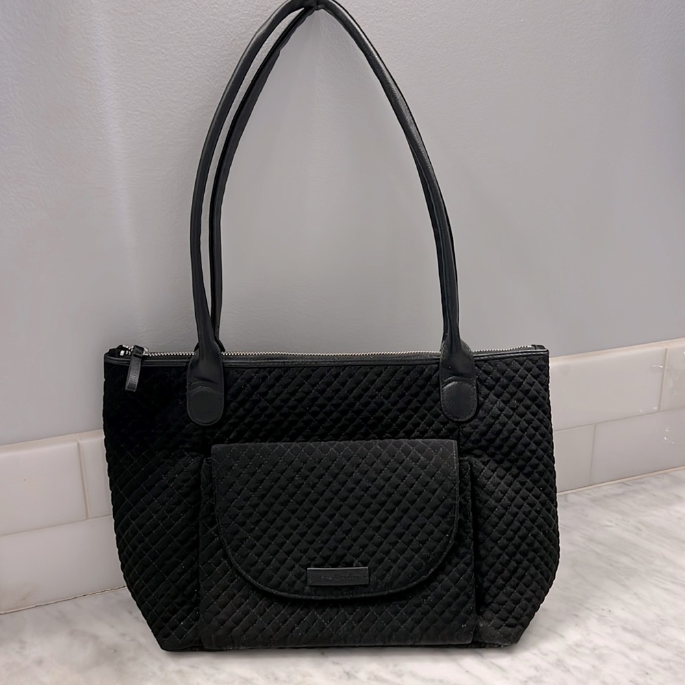 Black quilted Vera Bradley purse